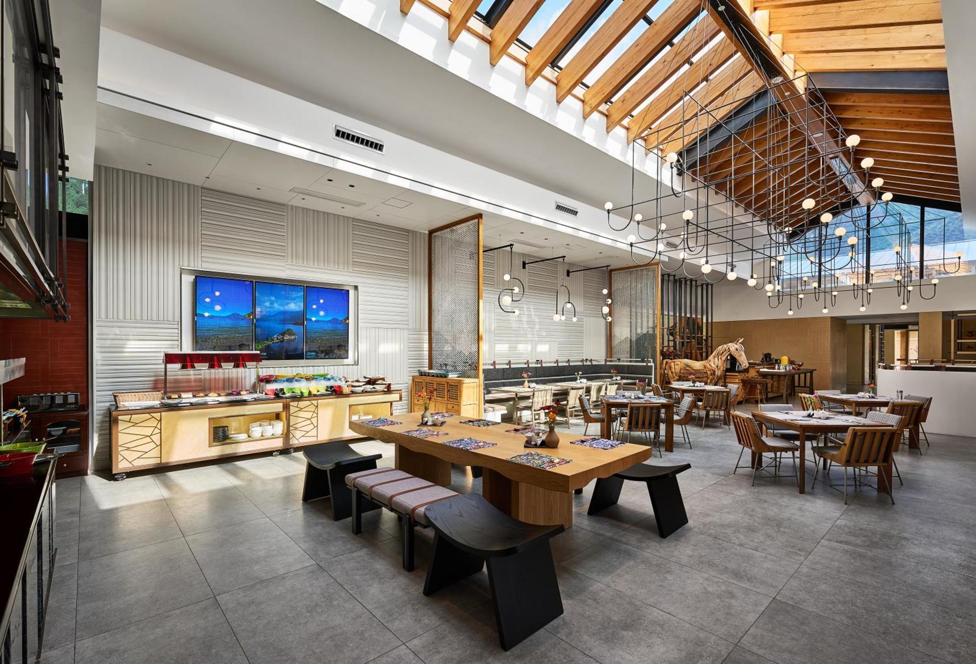 Hotel Indigo Lugu Lake By Ihg Lijiang  Exteriör bild